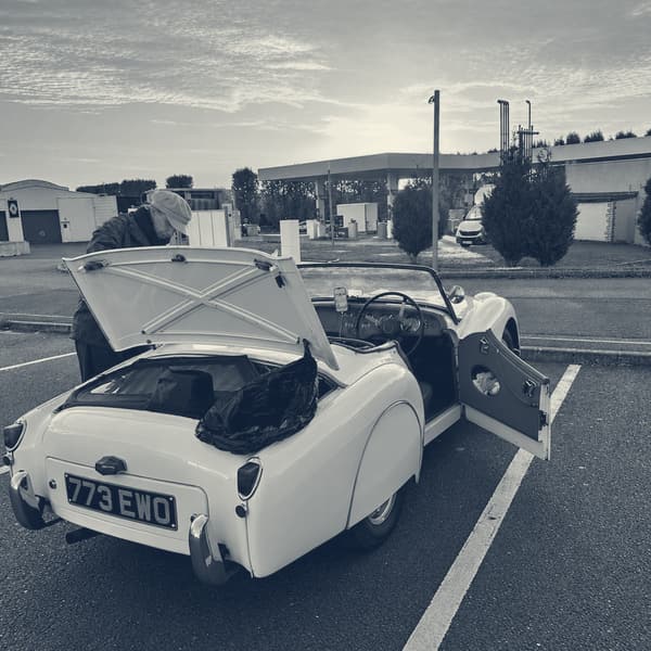Quiet Sunday morning…. Awaiting rendezvous with Team TR6 in the prettiest of Lidl car parks. #TriumphTR #10CR